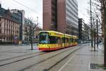 VGF Bombardier Flexity Classic S-Wagen 226 am 30.01.21 in Frankfurt am Main Willy Brandt Platz