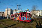 VGF Ebbelweiexpress K-Wagen 108 am 06.03.21 in Frankfurt am Main bei einer Bewegungsfahrt