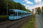 VGF Bombardier Flexity Classic S-Wagen 210+2xx als Linie 20 am 27.05.22 in Frankfurt