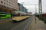 VGF Düwag L-Wagen 124 am 03.12.22 in Frankfurt am Main als Nikolaus Express