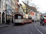 Freiburger VAG Düwag GT8N Wagen 222 am 20.03.17 in der Altstadt