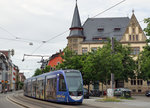 VAG: Die meisten neuen spanischen Strassenbahnen der Freiburger Verkehr AG (VAG) rollen bereits mit einer Vollwerbung auf dem Strassenbahnnetz von Freiburg in Breisgau.