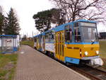 TWSB 317 als Linie 6 zum Gleisdreieck Waltershausen, am 31.12.2018 in der Wendeschleife am Bahnhof Waltershausen.