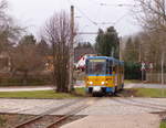 TWSB 317 als Linie 6 vom Gleisdreieck, am 31.12.2017 bei der Einfahrt in die Wendeschleife am Bahnhof Waltershausen.