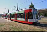 MGT-K (Bombardier Flexity Classic), Wagen 688 und Wagen 6??, der Halleschen Verkehrs-AG (HAVAG) als Linie 9 von Hauptbahnhof nach Göttinger Bogen verlassen die Haltestelle Glauchaer Platz.