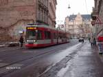 Straenbahn Triebwagen 653 mit der Linie 10 zum Gttinger Bogen in Halle(Saale).