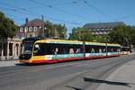 VBK Stadler Citylink Wagen 335 am 20.08.20 in Karlsruhe Hbf Vorplatz