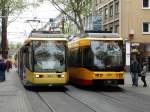 VBK Wagen 307 und 303 in Karlsruhe Innenstadt am 25.04.15