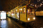 KVB 1285  Finchen  auf Nikolausfahrt am 02.12.2018 am Neumarkt in Köln