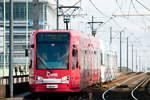 Die KVB Linie 7 mit der Wagennummer 4044 auf dem Weg zur Achener Straße Gürtel.