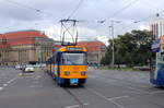 Leipzig LVB SL 4 (T4D-M1 (LVB-Typ 33c) 2109) Willy-Brandt-Platz / Gerberstraße / Tröndlinring am 25. juli 2017. - Im Hintergrund sieht man den imposanten Leipziger Hauptbahnhof.