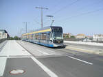 Am 08.09.2005 stellten die Leipziger Verkehrsbetriebe die neuen NGT12 der Öffentlichkeit vor.