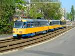 Leipziger Straßenbahn: Tatra T4D - Betriebsnummer 2187 und 2046 mit dem Niederflurbeiwagen NG4 - Betriebsnummer 901 auf der Linie 1 Richtung Lausen am 25.04.2014  