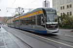 Diese Straßenbahn  1223 - NGT12  fährt am 15.04.2016 auf der Linie 15.