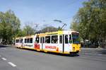 Straßenbahn Mainz: Duewag / AEG M8C der MVG Mainz - Wagen 276, aufgenommen im April 2017 an der Haltestelle  Goethestraße  in Mainz.