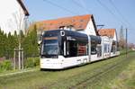 Straßenbahn Mainz / Mainzelbahn: Stadler Rail Variobahn der MVG Mainz - Wagen 232, aufgenommen im April 2019 in Mainz-Bretzenheim.