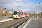 MVG Düwag M8C Wagen 275 am 09.11.19 in Mainz in der Nähe der Opel Arena (Fußballstadion)