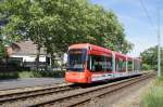 Straenbahn Mainz: Stadler Rail Variobahn der MVG Mainz - Wagen 220, aufgenommen im Mai 2015 in Mainz-Gonsenheim.