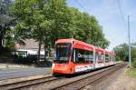 Straßenbahn Mainz: Stadler Rail Variobahn der MVG Mainz - Wagen 221, aufgenommen im Juni 2015 in Mainz-Gonsenheim.