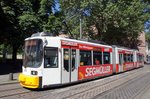 Straßenbahn Mainz: Adtranz GT6M-ZR der MVG Mainz - Wagen 202, aufgenommen im Juni 2016 in der Innenstadt von Mainz.