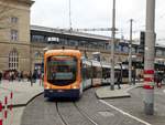 RNV Bombardier Variobahn 5762 (RNV8) am 16.12.17 in Mannheim Hauptbahnhof auf der Linie 5A