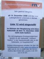 Das traurige Ende der Linie 12, da die Fahrgatinformation der RNV an der Haltestelle LU Ostausgang