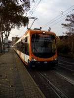 RNV Variobahn (RNV8) in Mannheim an der Universitt am 11.11.11