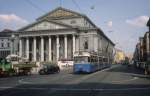 Mnchen MVV Tram 19 (P3 2035) Max-Joseph-Platz / Nationaltheater im Juli 1992.