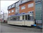 Wagen 37 an der Endhaltestelle am Hauptbahnhof Naumburg (Saale).