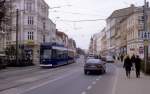 Rostock RSAG SL 11 (Dwag/DWA-6NGTWDE 687) Wismarsche Strasse / Am Brink am 18. april 2000.