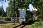 BERLIN, 22.09.2010, Straßenbahnlinie 88 nach Rüdersdorf bei der Ausfahrt aus der Haltestelle S-Bahnhof Friedrichshagen (S-Bahnlinie S3)