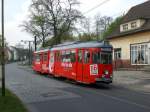 Rdersdorf: Straenbahnlinie 88 nach Alt-Rdersdorf an der Haltestelle Rdersdorf Marktplatz.(18.4.2011)