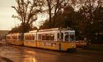 GT4 424 und ein weiterer GT4 sind im Mai 1978 an der Endhaltstelle Stuttgart Westbahnhof angekommen.