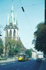 Ulm 08-09-1973_Linie 1 vor St.Georgskirche