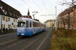 WVV Straßenbahn Würzburg Düwag GTW D8 Wagen 236 am 27.12.23 in Würzburg