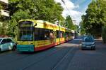 VGF Bombardier Flexity Classic S-Wagen 226+2xx als Linie 20 am 27.05.22 in Frankfurt