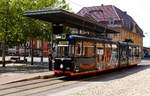 Der TW 59 der Straßenbahn Nordhausen am Bahnhofsvorplatz 18.08.2018