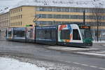 Am 08.01.2017 fährt die Combino  408 / Düsseldorf  auf der Linie 92 nach Kirchsteigfeld.