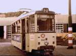 Ausgemusterter Zweiachser, vor dem sich im Umbau befindlichen Straenbahn Depot, Hagen-Oberhagen.
Aufn. 1975