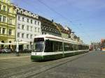 Schnapszahlwagen 888 der Augsburger Straenbahn hat am 09.08.2012 die Haltestelle Ulrichsplatz erreicht und wird nach erfolgreichem Fahrgastwechsel, auf der Linie 64 nach Friedberg West weiterfahren.