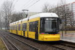 Berlin BVG SL M6 (GT8-08ZRL 9020) Alt-Hohenschönhausen / Lichtenberg, Landsberger Alle / Genslerstraße (Hst. Genslerstraße) am 28. März 2018.