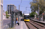 Haltestelle Mollstra�e/Prenzlauer Allee -     Flexity Berlin 9133 als M2 zum Alexanderplatz bei der Einfahrt in die Haltestelle.