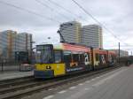 Berlin: Straenbahnlinie 18 nach S+U Bahnhof Lichtenberg am S-Bahnhof Springpfuhl.(8.3.2010)