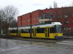 Berlin: Straenbahnlinie M4 nach Betriebshof Weiensee an der Haltestelle Weiensee Buschallee/Hansastrae.(14.3.2010)