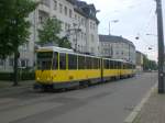 Berlin: Straenbahnlinie M4 an der Haltestelle Betriebshof Weiensee.(28.5.2010)