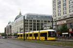 Berlin - BVG/Linie M5 - 9001 an der Hst. Spandauer Str./Marienkirche am 29.04.2009