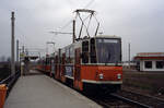 Berlin BVG SL 63 (KT4D 219 083-4) Hohenschönhausen, Zingsterstraße im November 1992. - Scan eines Diapositivs. Film: Kodak Ektachrome 5076. Kamera: Leica CL.