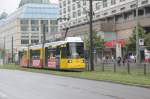 Tram der Linie M6 nach der Riesaer Strasse in der Karl Liebknecht Strasse.20.06.12