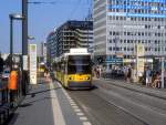 Berlin BVG SL M2 (Adtranz-GT6 98ZR 2013) Karl-Liebknecht-Strasse / Memhardstrasse am 25. Juli 2012.