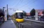 Berlin BVG SL M5 (Bombardier-GT8 08ERL 8001) Landsberger Allee / Petersburger Strasse am 26. Juli 2012.